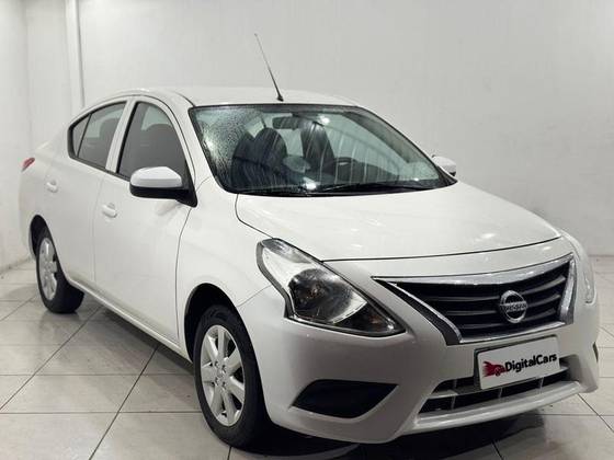 NISSAN VERSA 1.6 16V FLEXSTART V-DRIVE SPECIAL EDITION XTRONIC NISSAN VERSA 1.6 16V FLEXSTART V-DRIVE SPECIAL EDITION XTRONIC